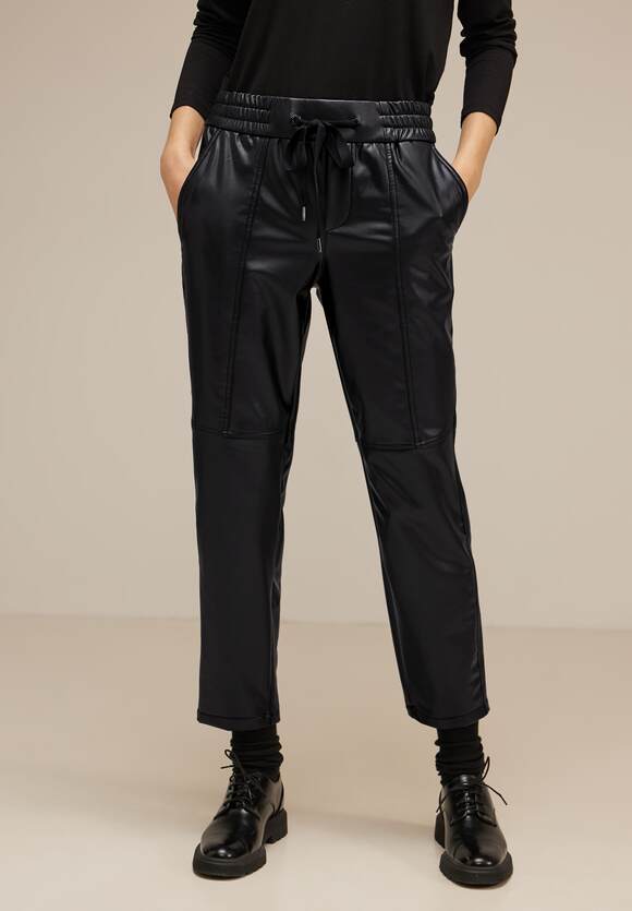 Style - ONE | STREET - Bonny Damen Black Fit Kunstlederhose ONE STREET Online-Shop Loose