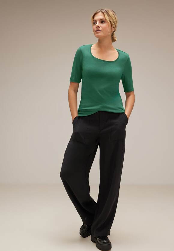 Ausschnitt Meadow mit Pania Damen ONE - | ONE - Green Style Karrée Shirt STREET STREET Online-Shop