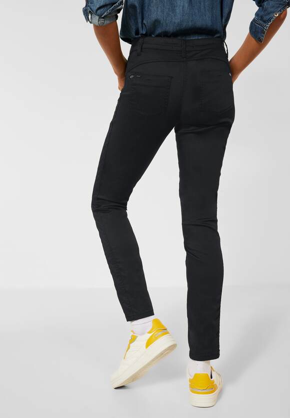 STREET ONE Slim Fit Hose mit Coating Damen - Style York - Black | STREET ONE  Online-Shop