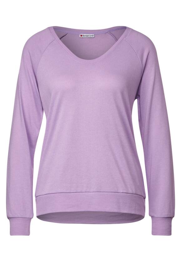 Ein Produkt, das bei jungen Leuten beliebt ist STREET ONE Shirt mit V-Ausschnitt | Damen Lilac Pure STREET Online-Shop ONE - Soft