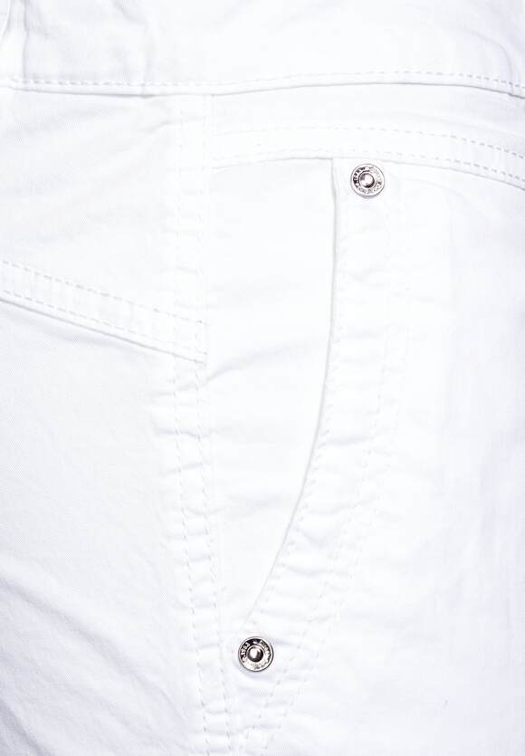 Mode Pantalons Bermudas Street One Bermuda blanc cass\u00e9 style d\u00e9contract\u00e9 