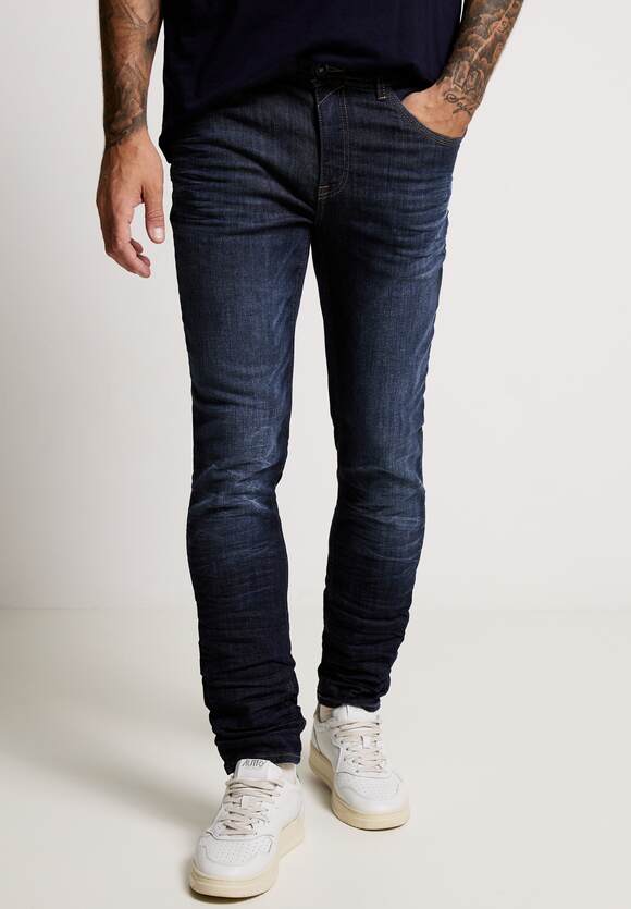 Slim-fit rinsed jeans